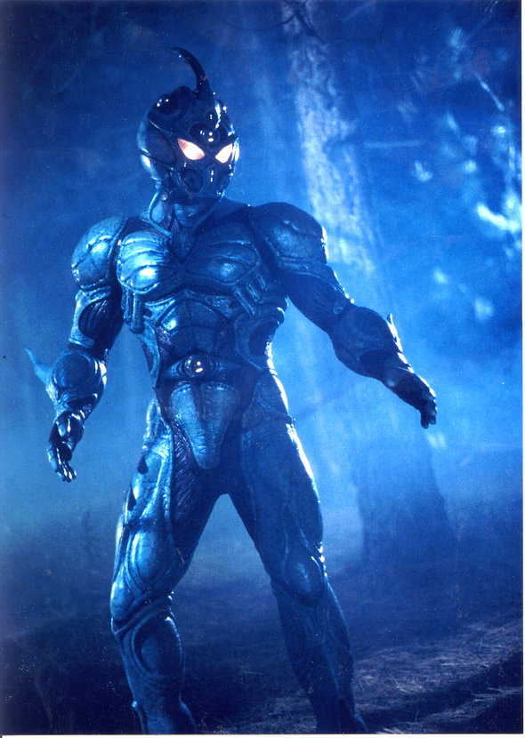 Guyver 2 Dark Hero