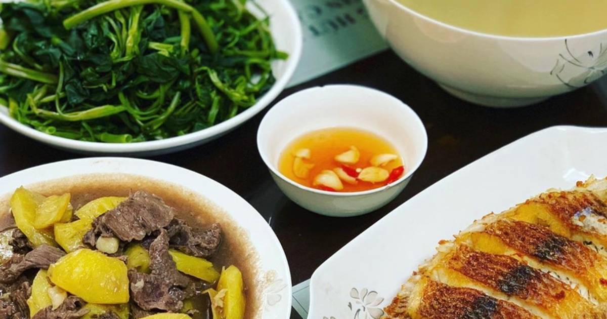 Bữa cơm gia đình