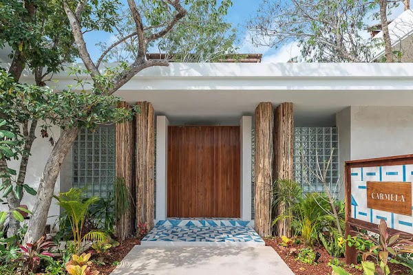 Carmela Condos – photo 2