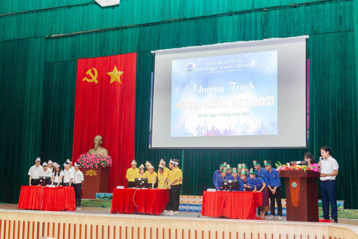 Hoạt động ngoại khóa NST năm 2021 của Khoa Khoa học Tự nhiên - Công nghệ