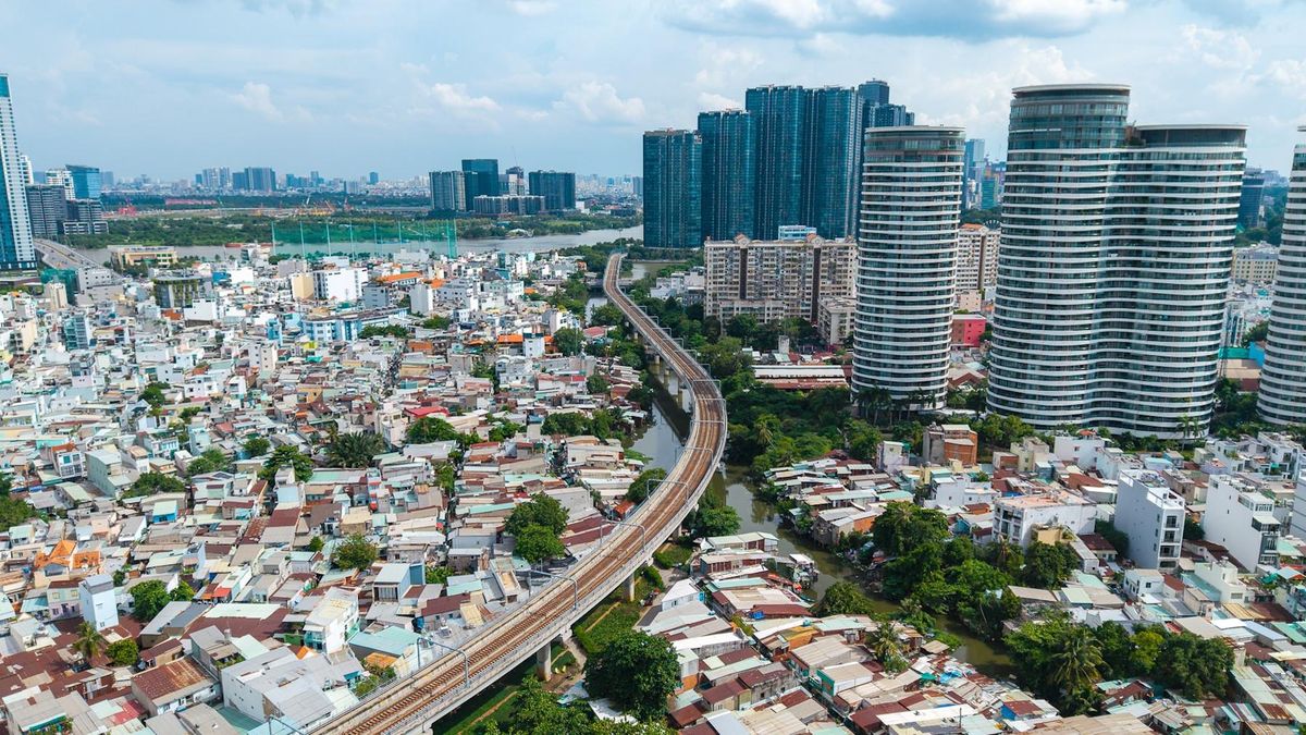 Cận cảnh khu nhà ven rạch ở trung tâm TPHCM trước ngày 'lột xác' - Báo VietnamNet