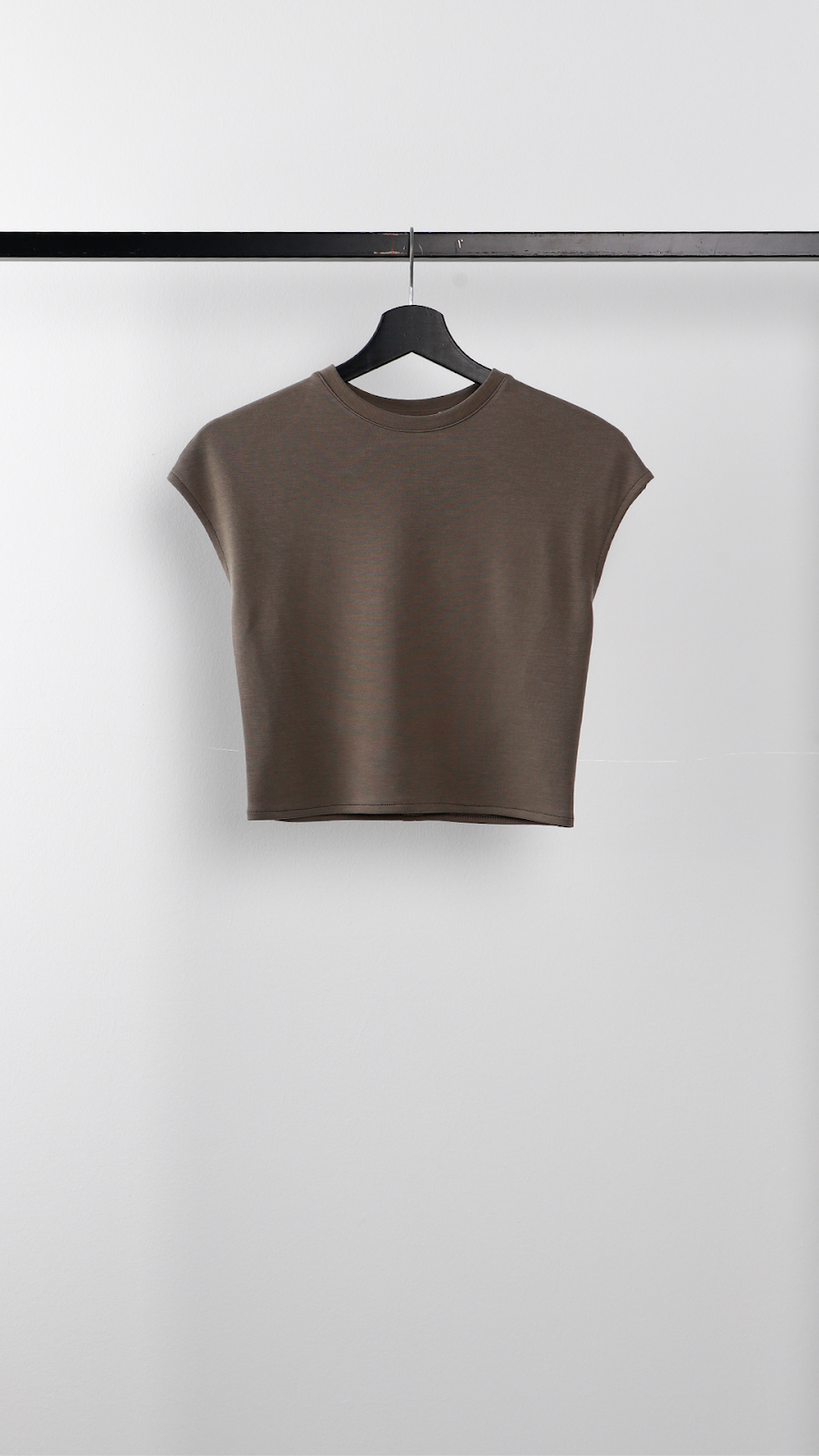 SIRT DETAYLI CROP