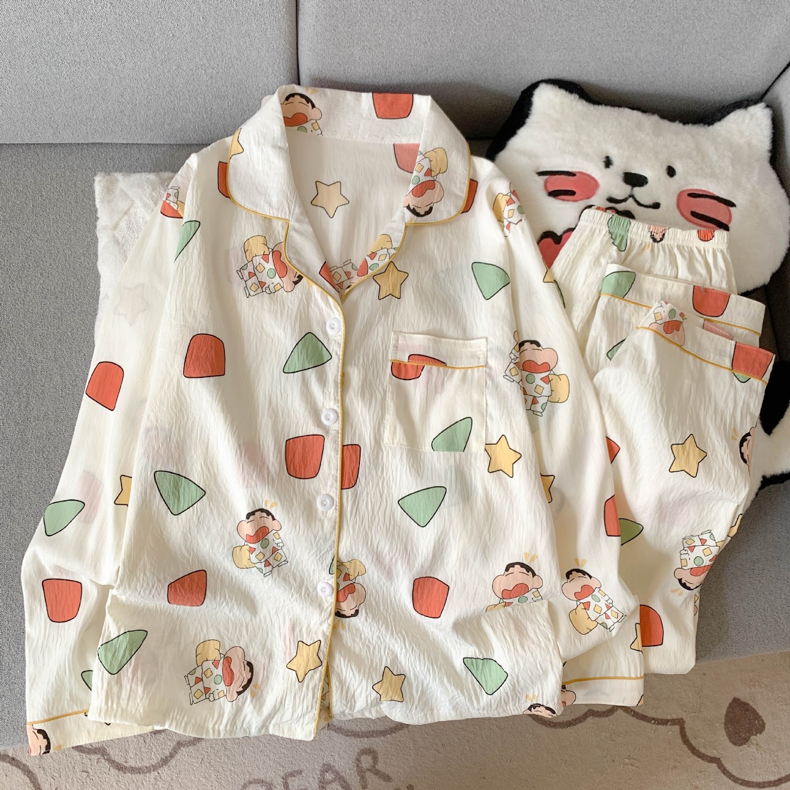 Damen-Pyjama-Set, langärmelig, mit Knopfleiste, Cartoon-Stil