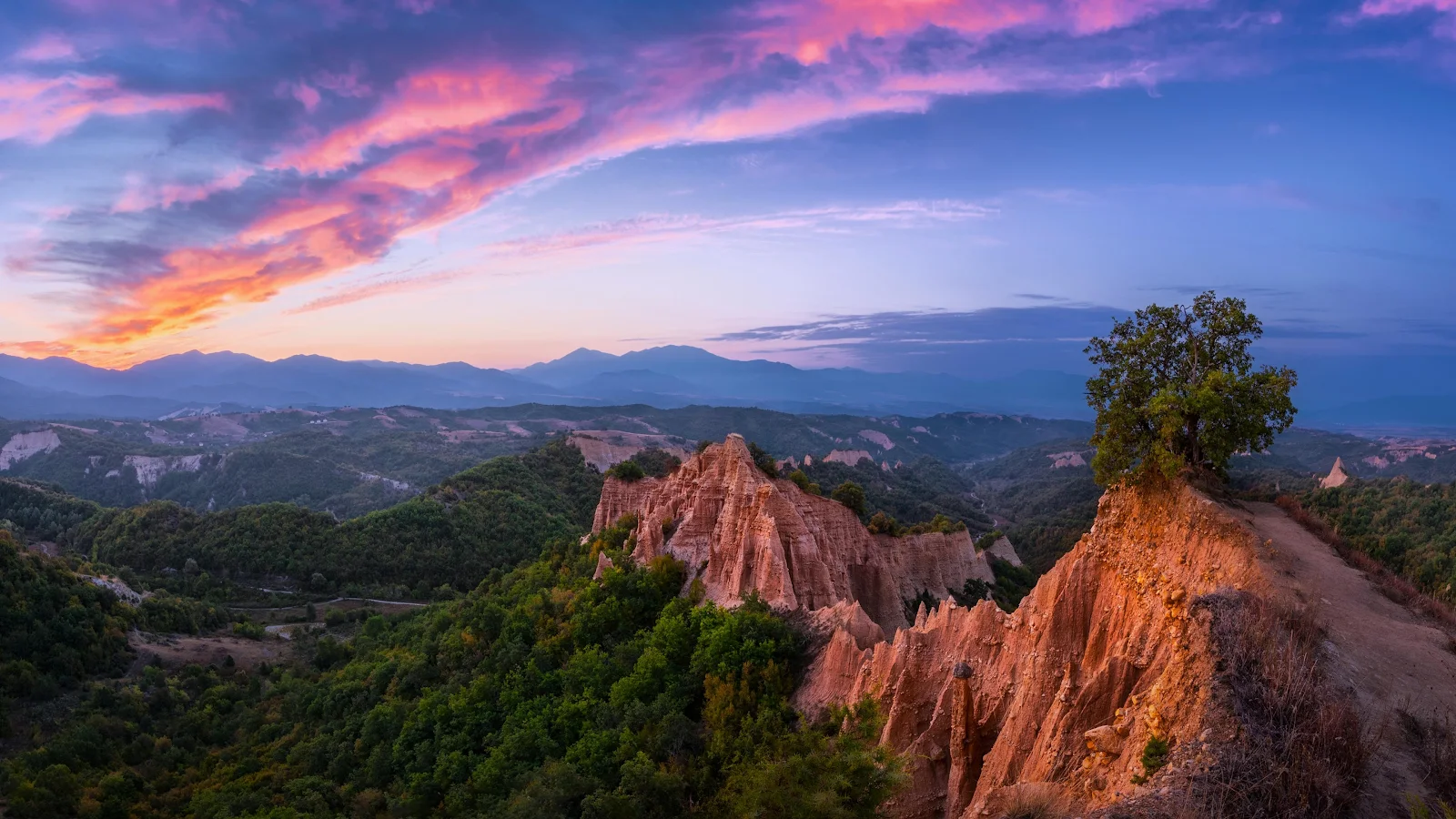 Sunset Landscape, Sand Pyramids, Melnik Bulgaria, Geological Formation 4K Wallpaper Background (3840x2160)
