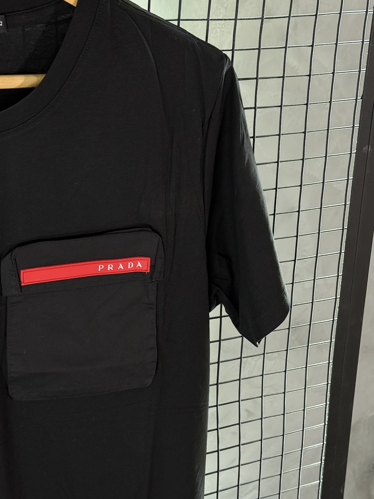 Camisa_Prada_Preta_V5.1 - 1