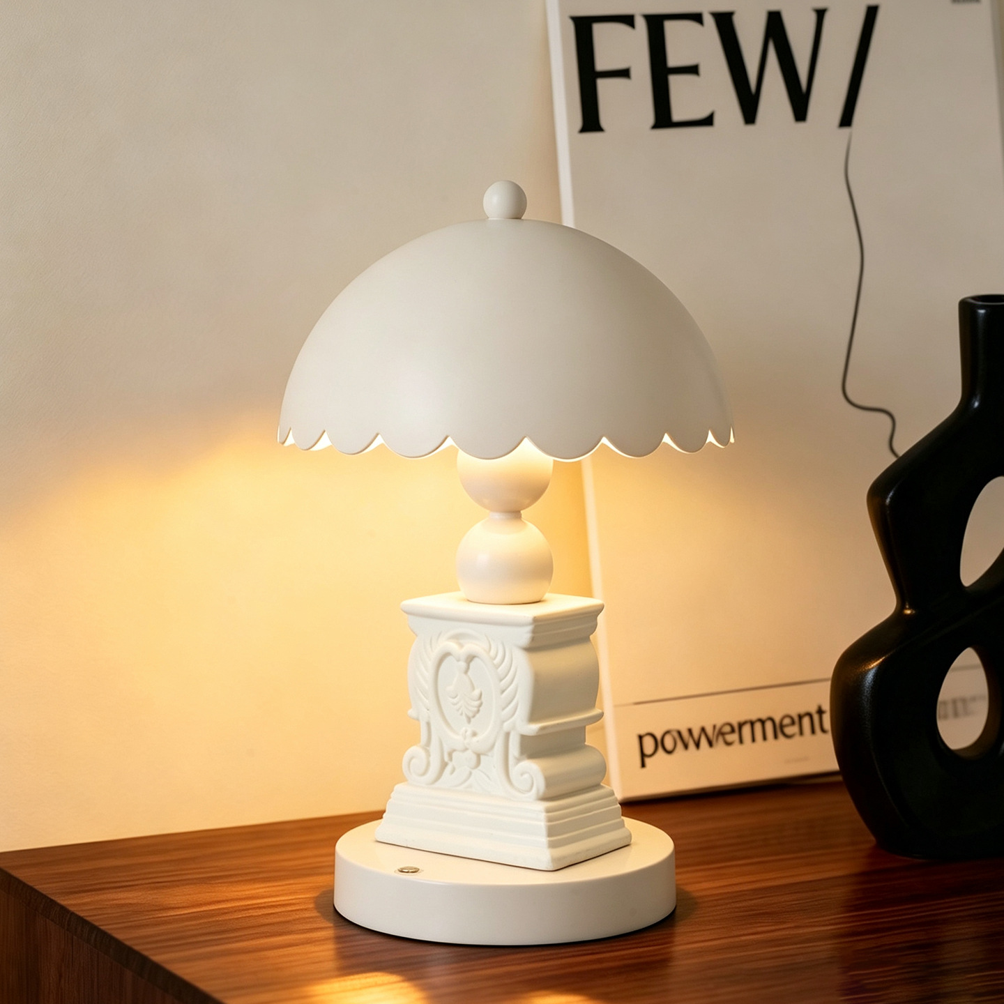 French table lamp with relief details, color change