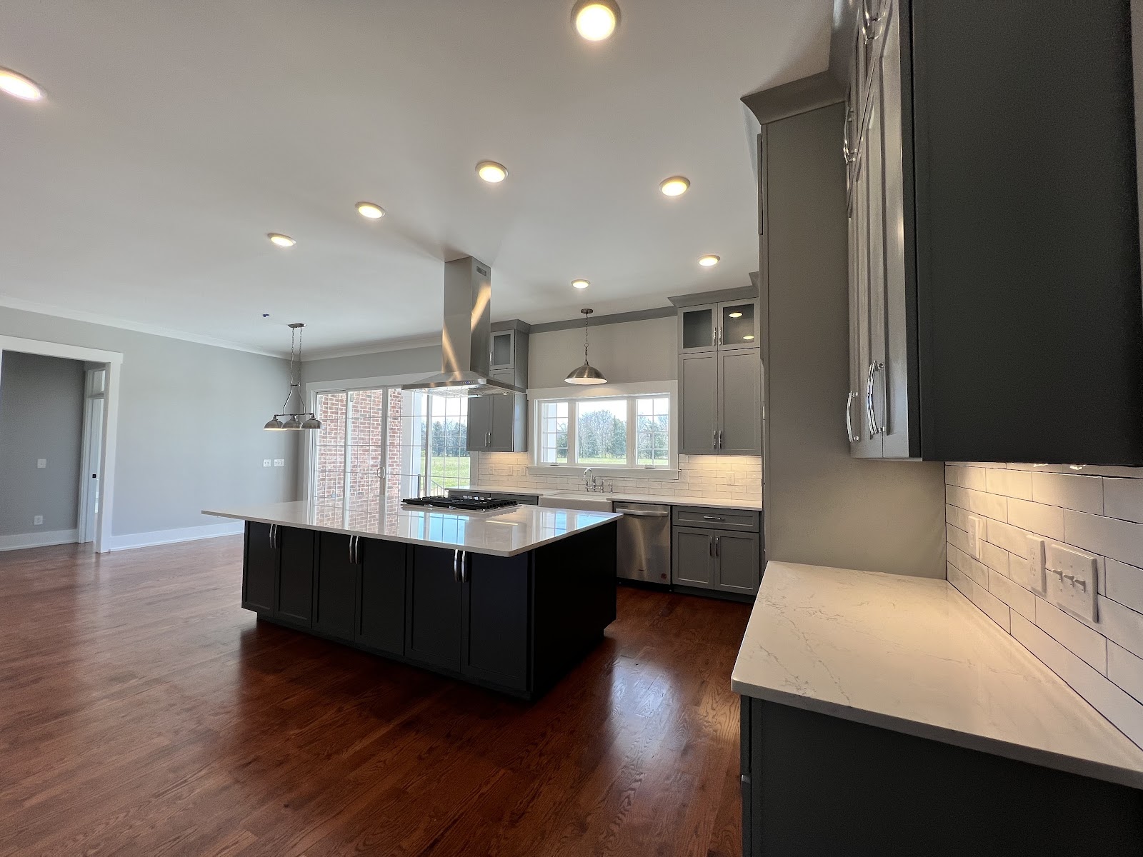 Craftman Home: Residential Construction in Rural & Scenic Regions (project photo 10)