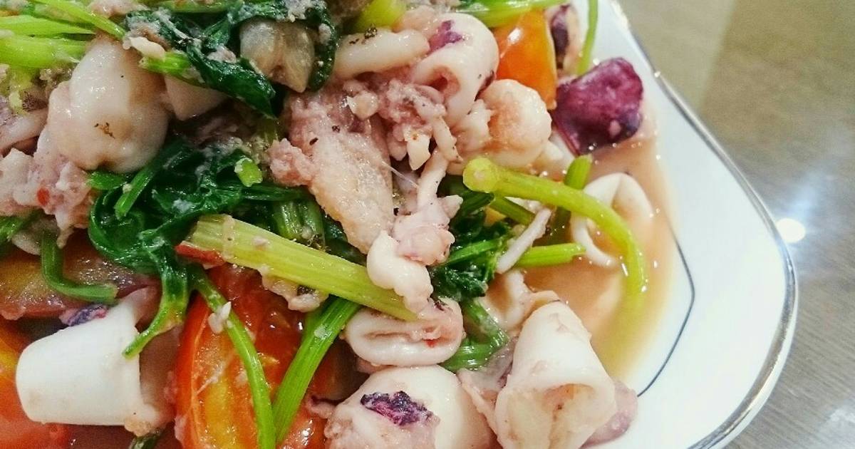 Mực sữa xào cà chua