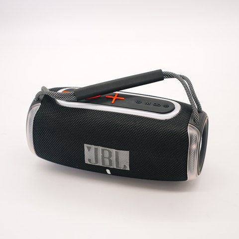 jbl boombox 680