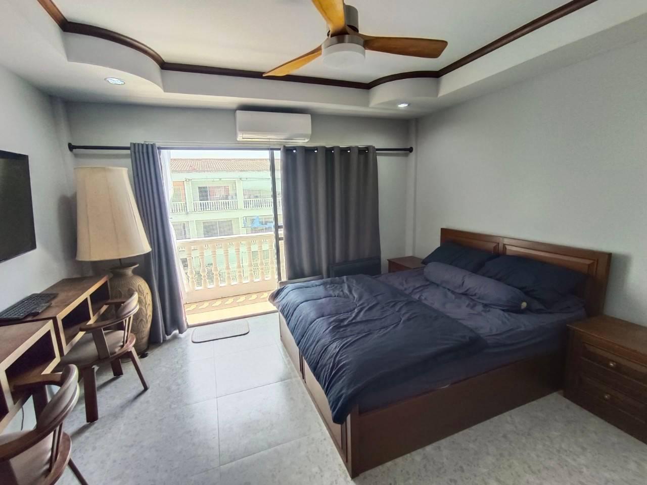 One Tower - 1 Bed, Floor 8 7