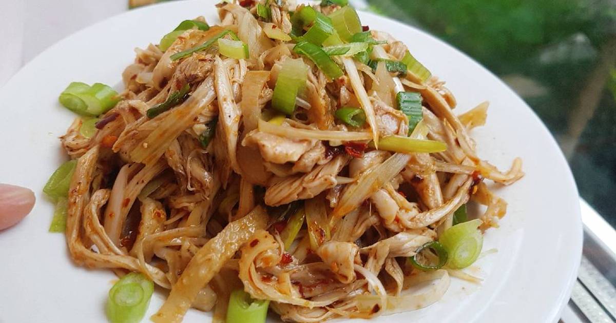 Nộm gà xé Tứ Xuyên