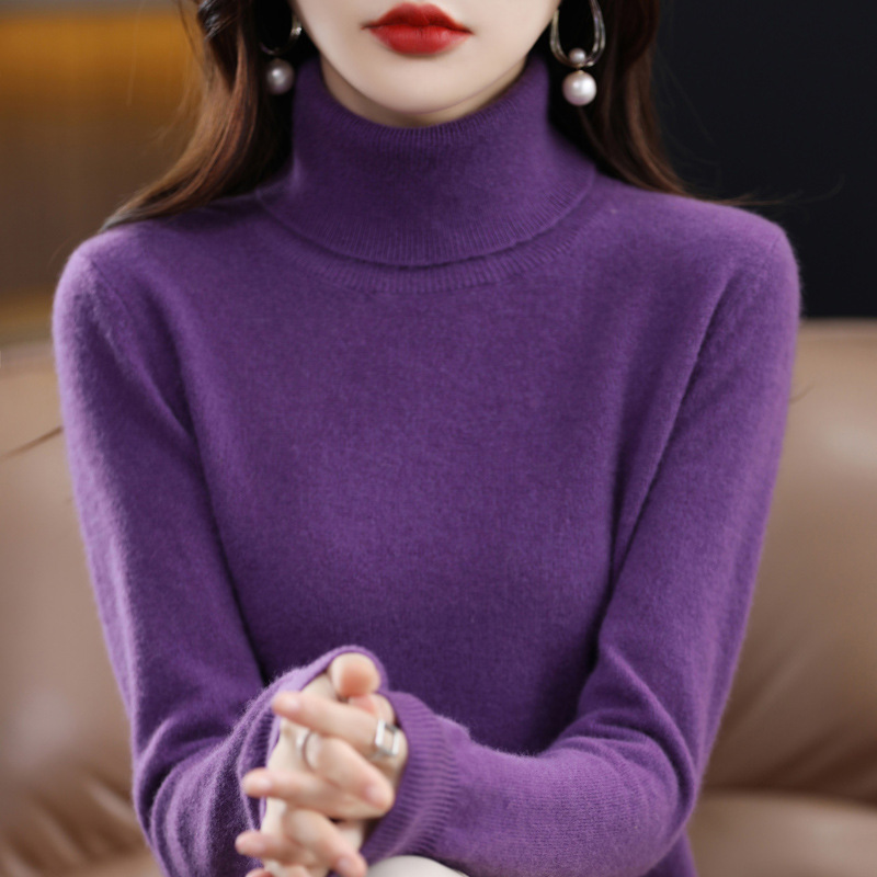 Women's Turtleneck Sweater Made of Pure Wool