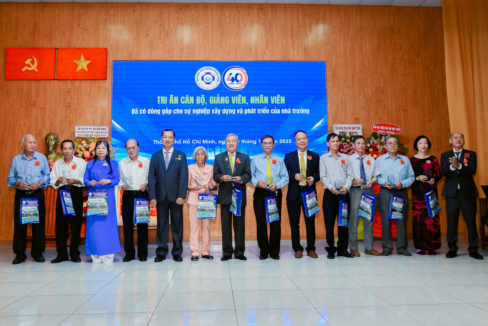 Lễ kỷ niệm 40 năm thành lập đơn vị (1985-2025) và Kỷ niệm 43 năm ngày Nhà giáo Việt Nam (20/11/1982 - 20/11/2025)