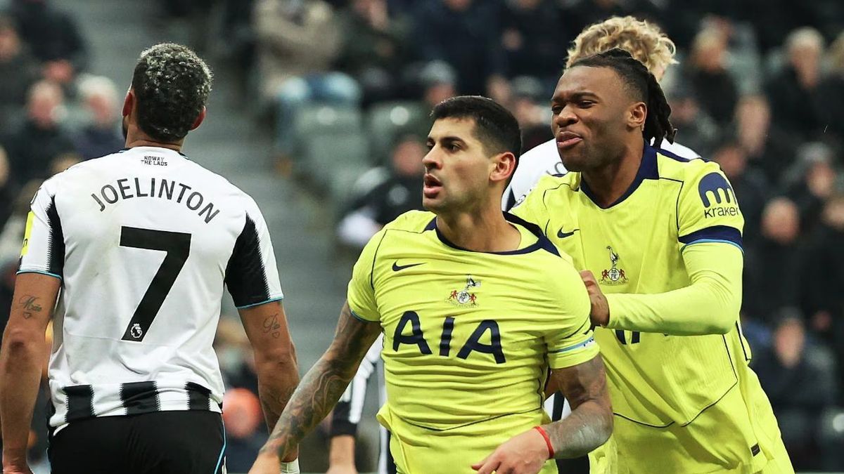 Tottenham mất cả đội hình trước mùa giải mới - Tạp chí Tri thức
