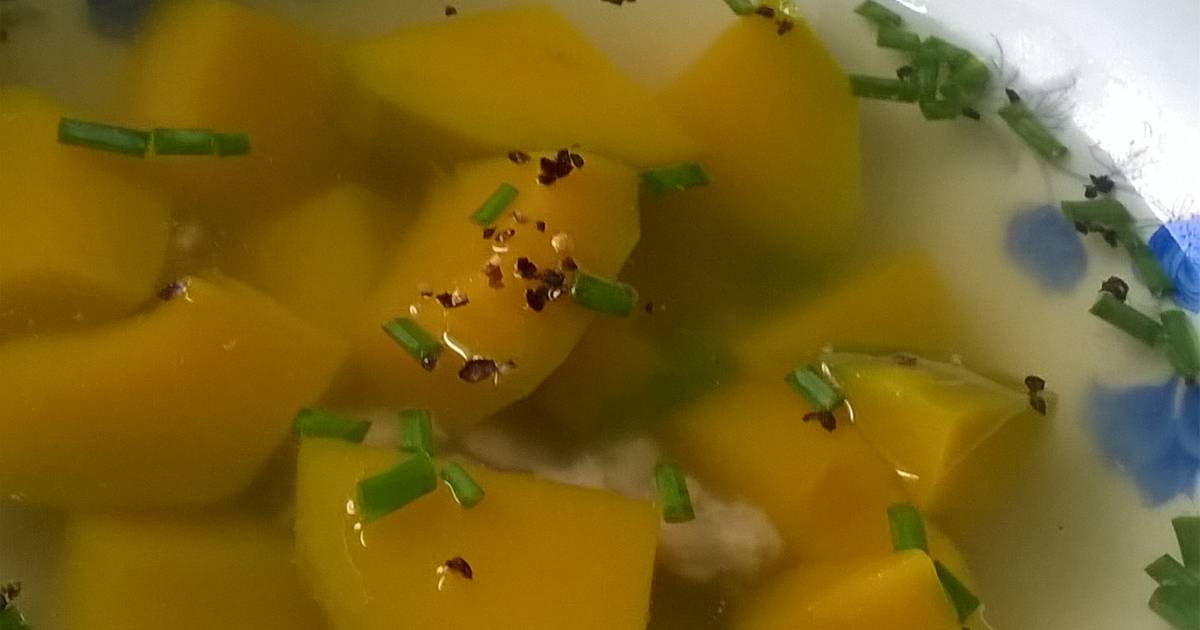 Canh bí đỏ thịt băm
