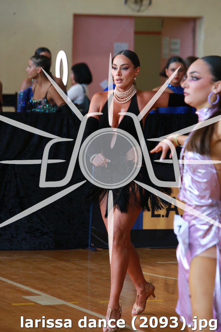 larissa dance (2093).jpg