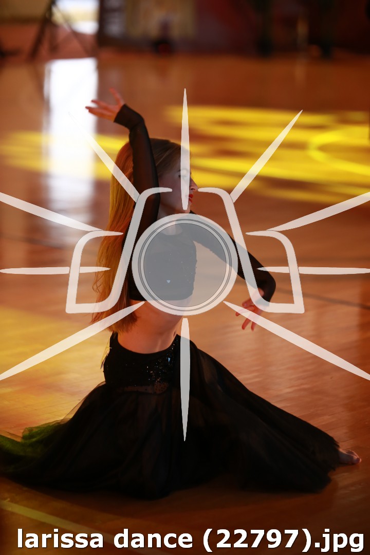 larissa dance (22797).jpg