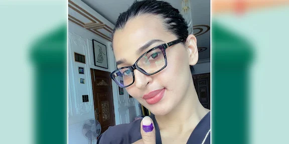 ভোট উৎসবে সামিল চিত্রনায়িকা বর্ষা: ভোটাধিকার প্রয়োগ শেষে সামাজিক মাধ্যমে দিলেন বিশেষ বার্তা