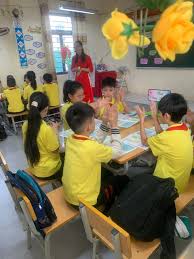 SÔI NỔI CÁC HOẠT ĐỘNG TẬP THỂ CỦA HỌC SINH