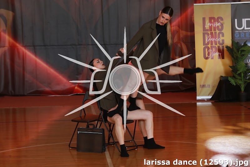 larissa dance (12593).jpg