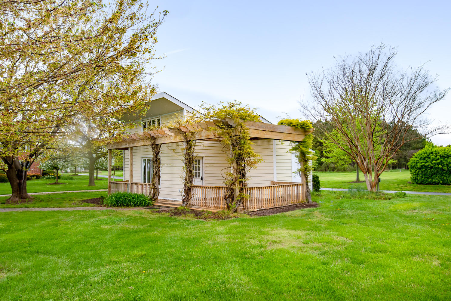Pilot House — photograph 1