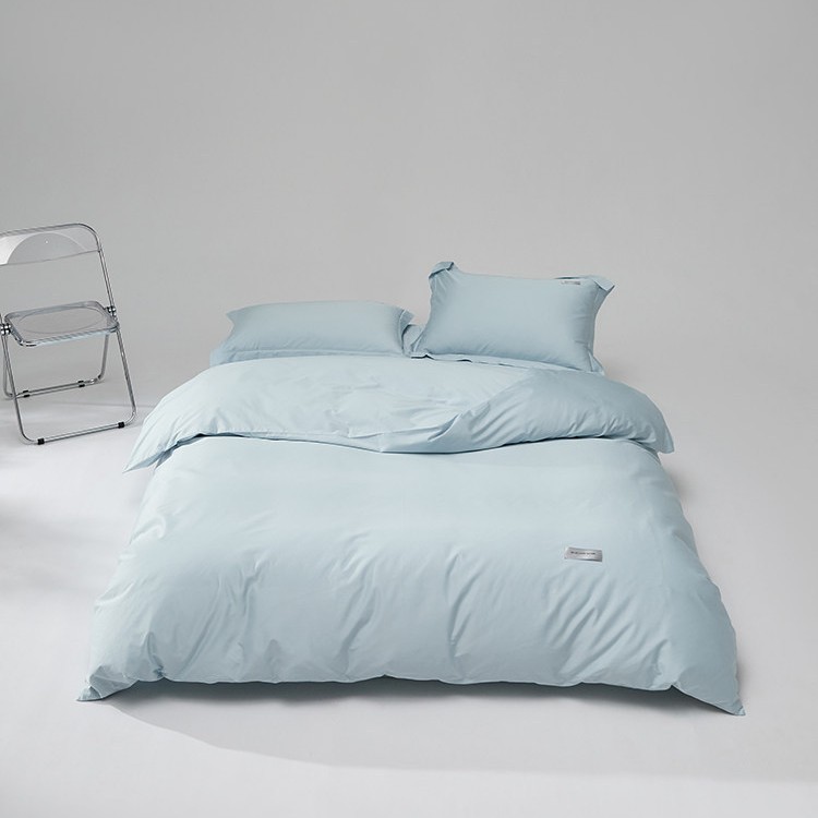 Bedding set made of long-staple cotton, Nordic style