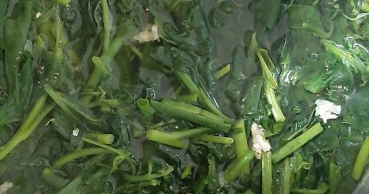 Canh rau dền và mồng tơi nấu tôm