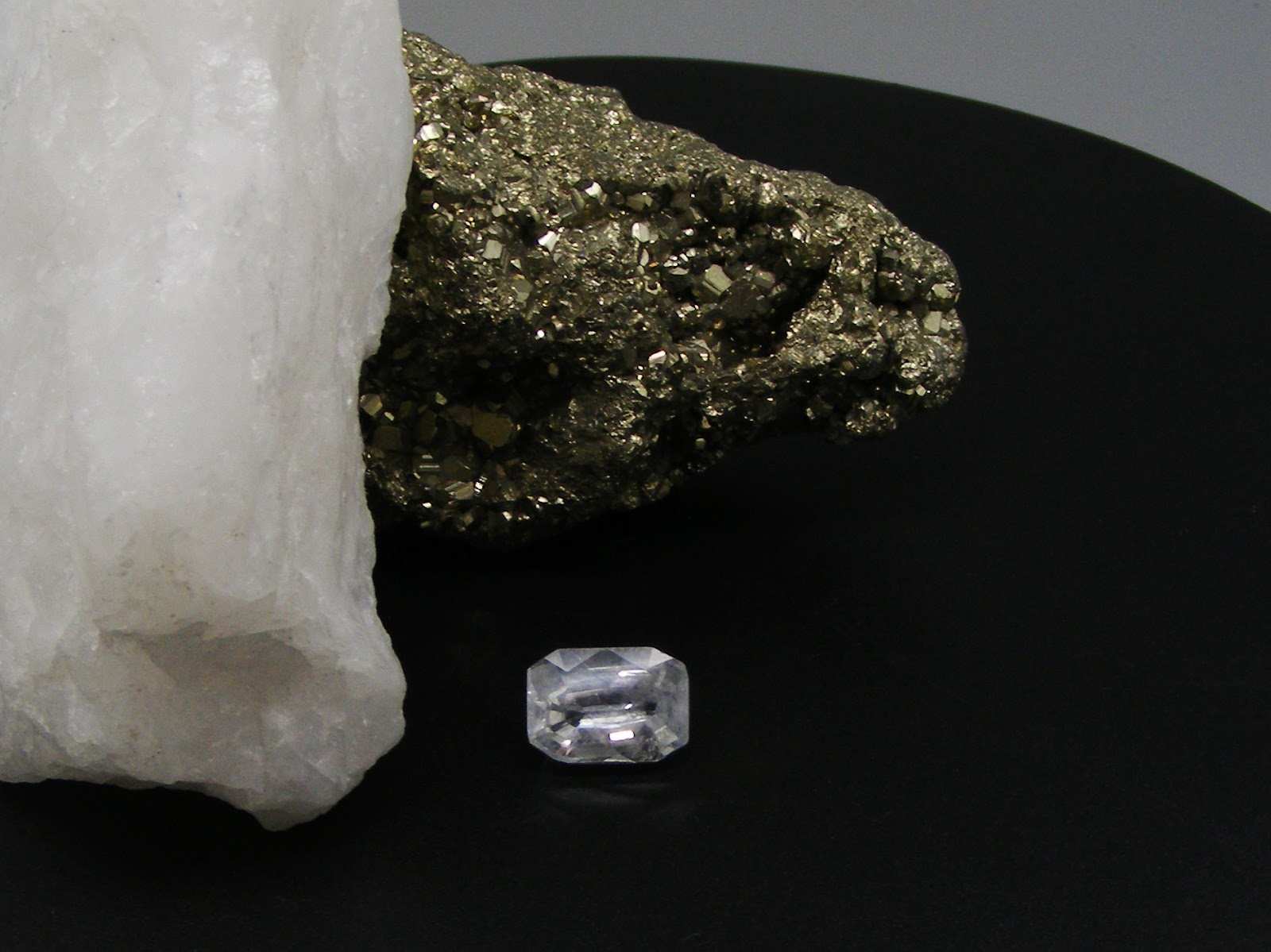 Natural white Sapphire