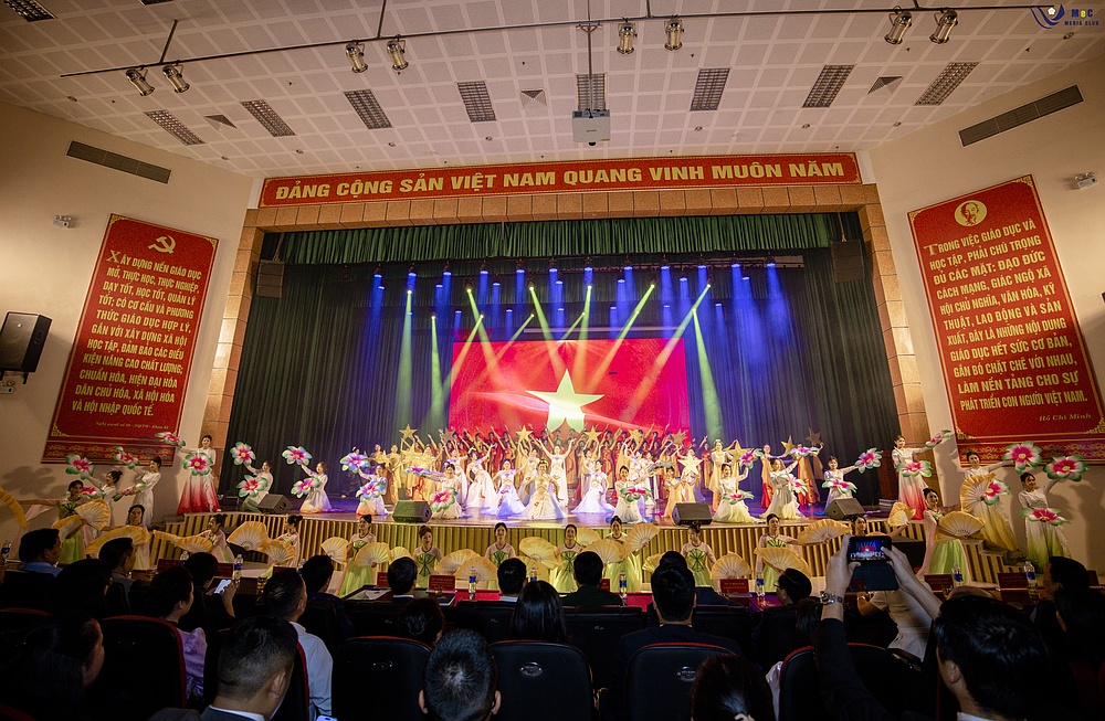 Lễ Công bố Quyết định công nhận Hiệu trưởng Trường Đại học Tây Bắc nhiệm kỳ 2025 - 2030
