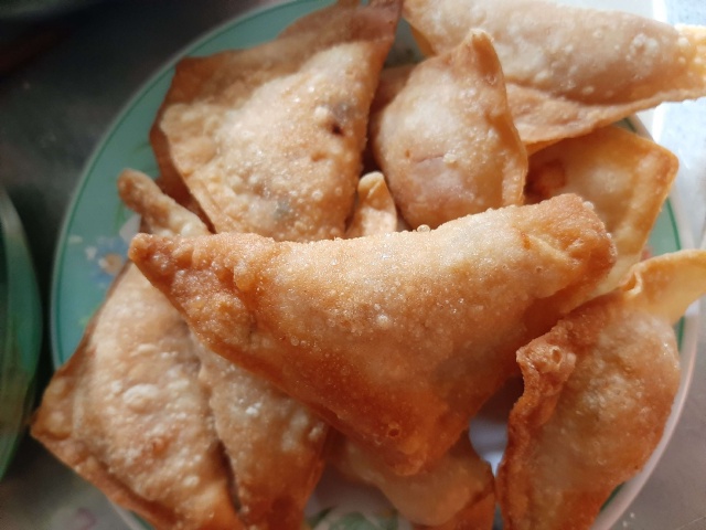 Hoành Thánh Nhân Chả Cá Chiên