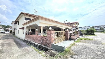 Endlot Double Storey Taman Kajang Utama — foto 1/4