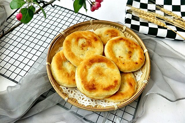 Bánh Bao Chiên Nhân Đậu Đỏ