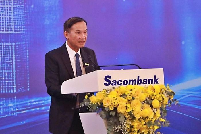 Ông Dương Công Minh 'sát cánh' cùng ông Nguyễn Đức Thụy tới ĐHĐCĐ Sacombank - Tạp chí Mekong Asean