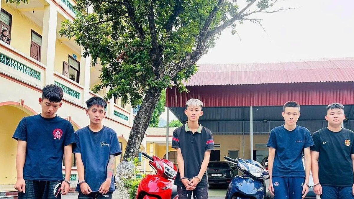 Phú Thọ bắt nhóm thanh thiếu niên mang kiếm, chống đối tổ công tác 191 - Báo Tri thức &amp; Cuộc sống