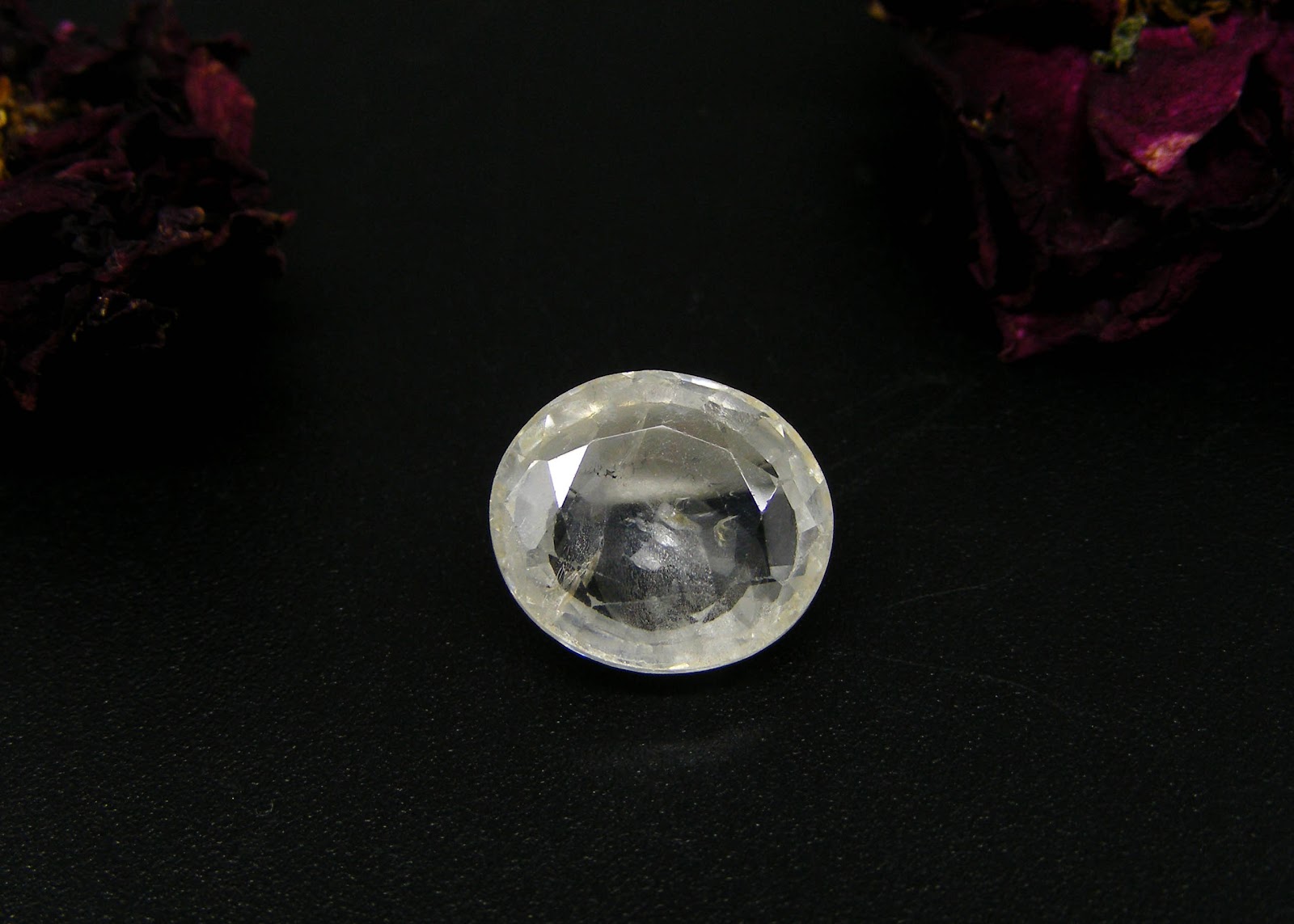 Natural white Sapphire