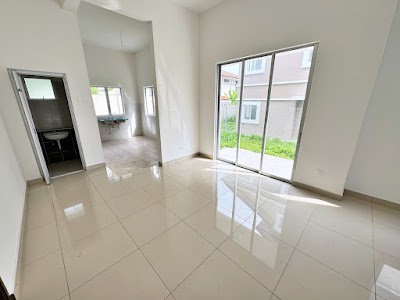 Brand New 3 Storey Semi-D Taman Ramal Suria Kajang — foto 5/10