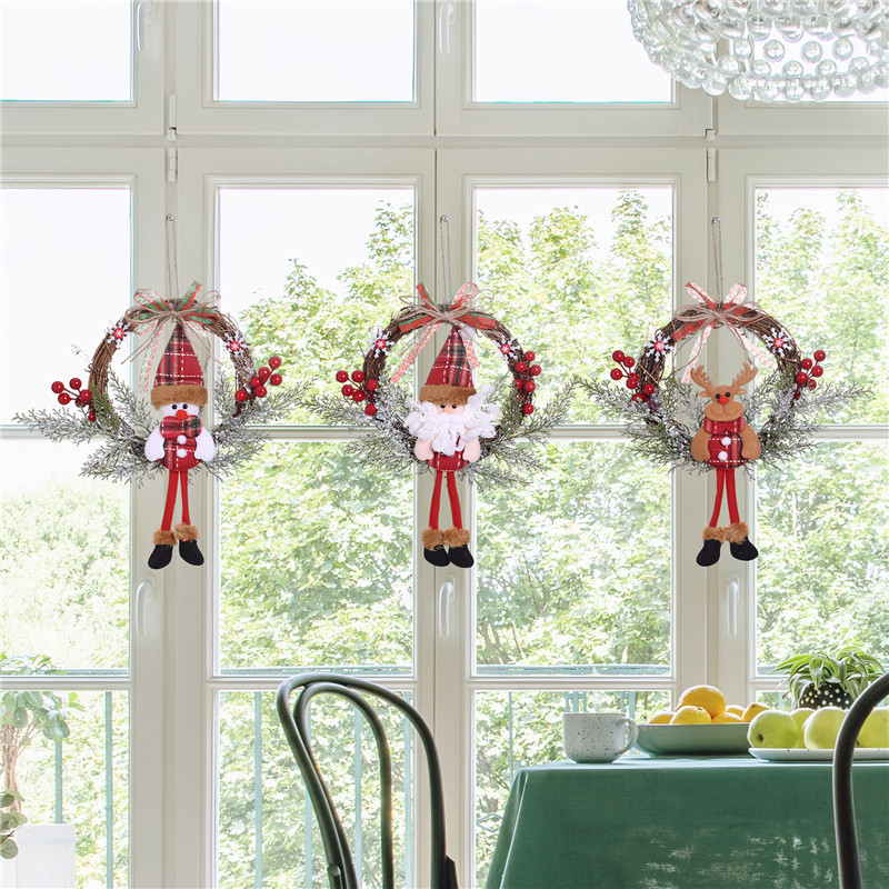 Weihnachtskranz mit Cartoon-Figur und Zweig-Optik