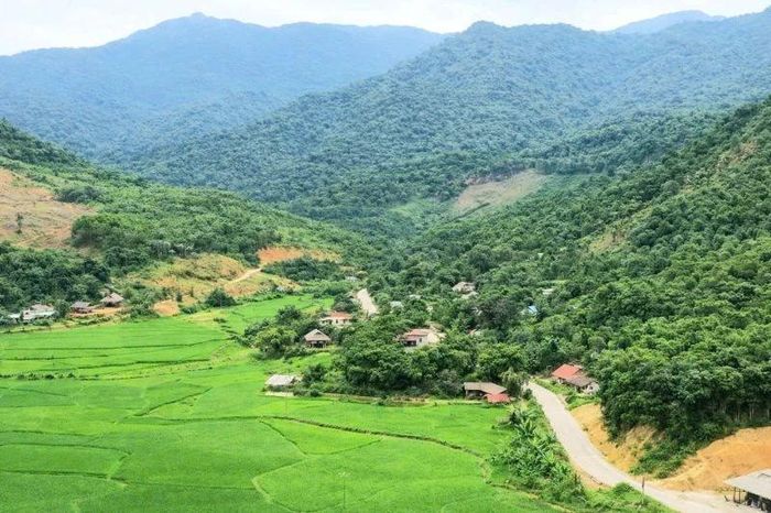 Xã Linh Sơn nỗ lực sắp xếp, ổn định dân cư vùng nguy cơ lũ ống, sạt lở trước mùa mưa lũ - Báo Thanh Hóa