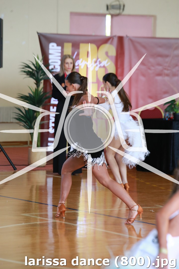 larissa dance (800).jpg