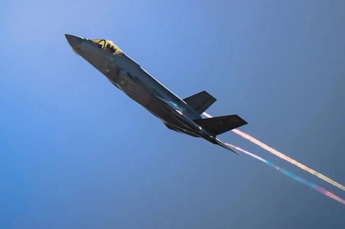 Giải mã F-35 hạ cánh khẩn: Lưới lửa 'vô hình' Iran khắc chế công nghệ Mỹ - Báo VTC News