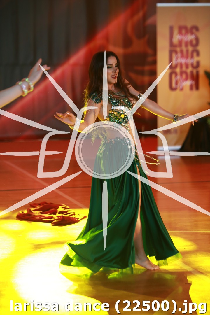 larissa dance (22500).jpg