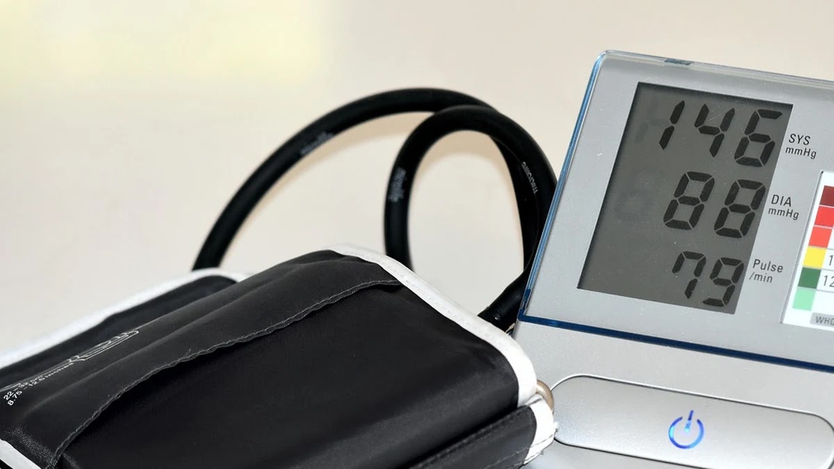 가족 건강 관리를 위한 혈압·혈당 자가 측정 정확도 높이는 방법