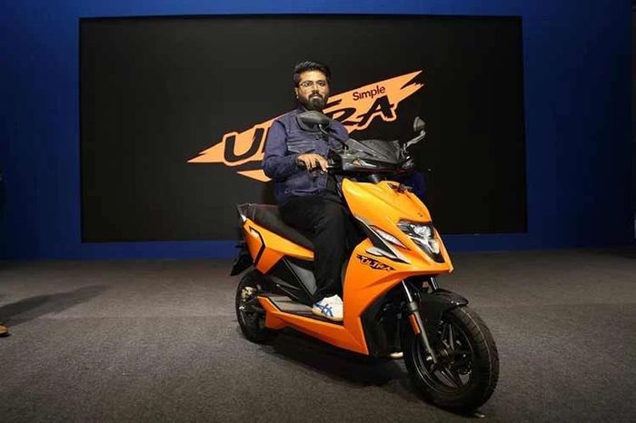 Simple Ultra 2026 hơn 66 triệu đồng - xe máy điện chạy tới 400 km/lần sạc - Báo Tri thức &amp; Cuộc sống