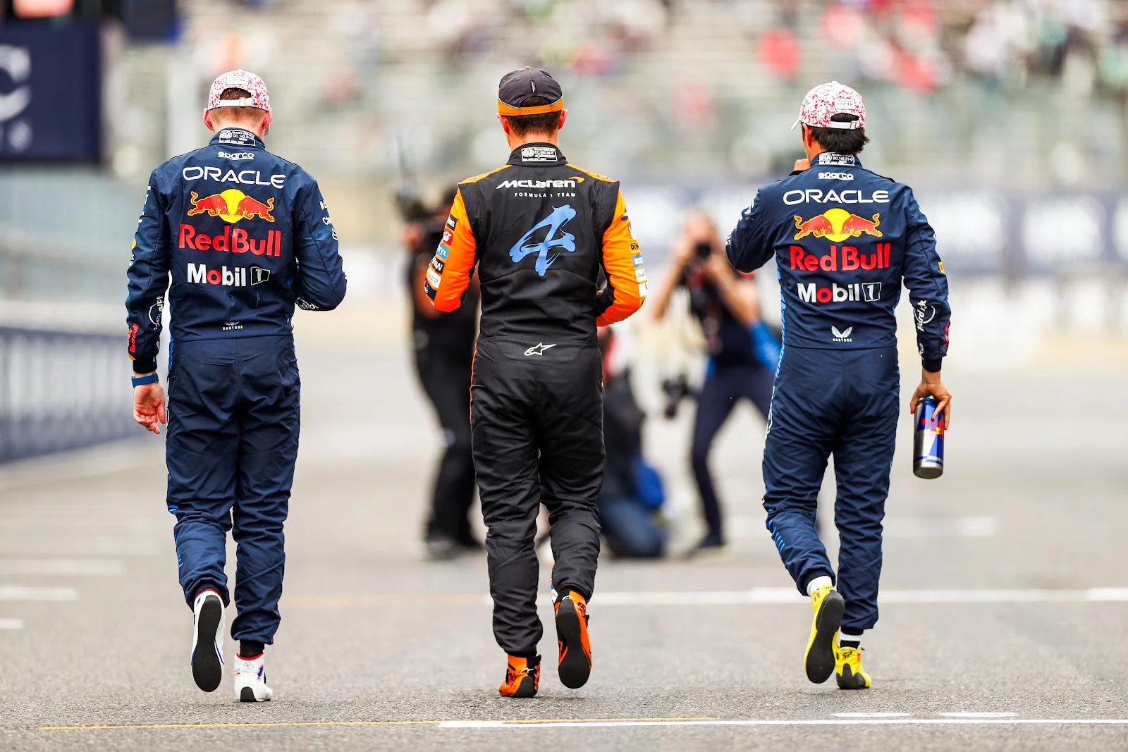 Formula 1 Drivers On Track - Sports Photography 5K Wallpaper (5472x3648)