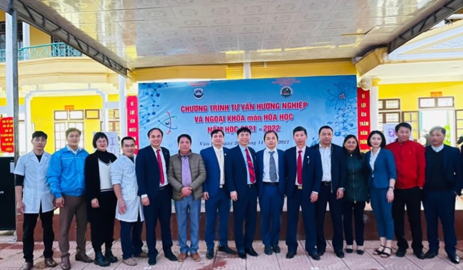 Bộ môn Hóa học, Khoa Khoa học Tự nhiên - Công nghệ tổ chức hoạt động kết nối và phục vụ cộng đồng năm học 2021 - 2022