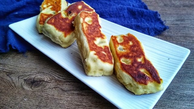 Bánh Chiên Nho Khô