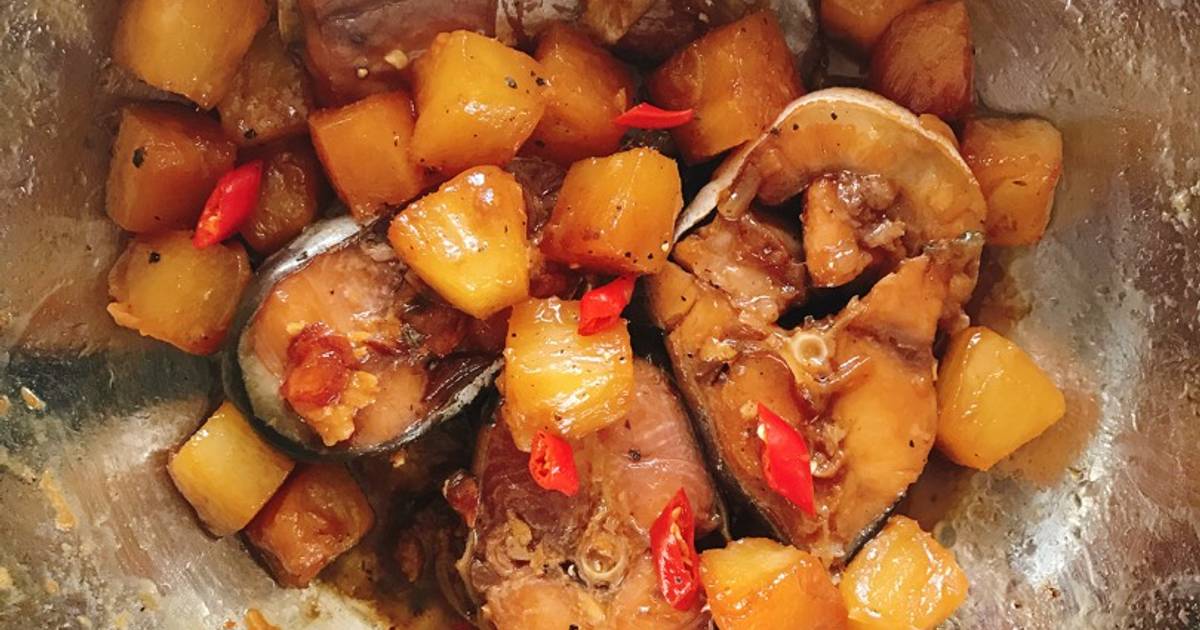 Cá ba sa kho thơm