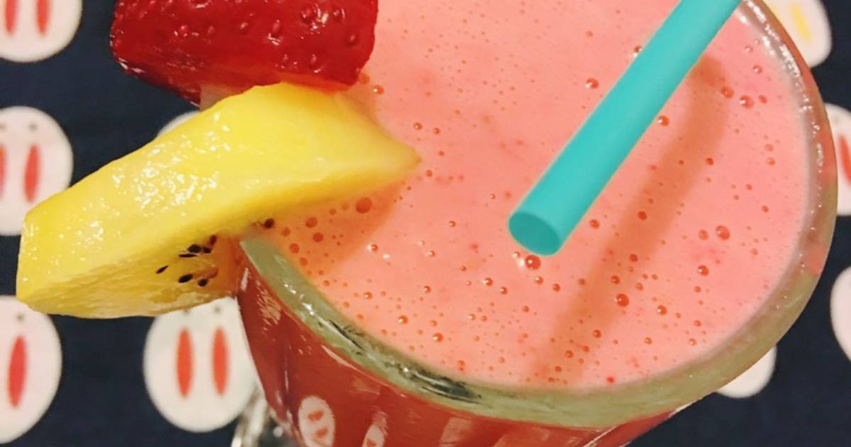 Strawberry Yogurt Smoothie
