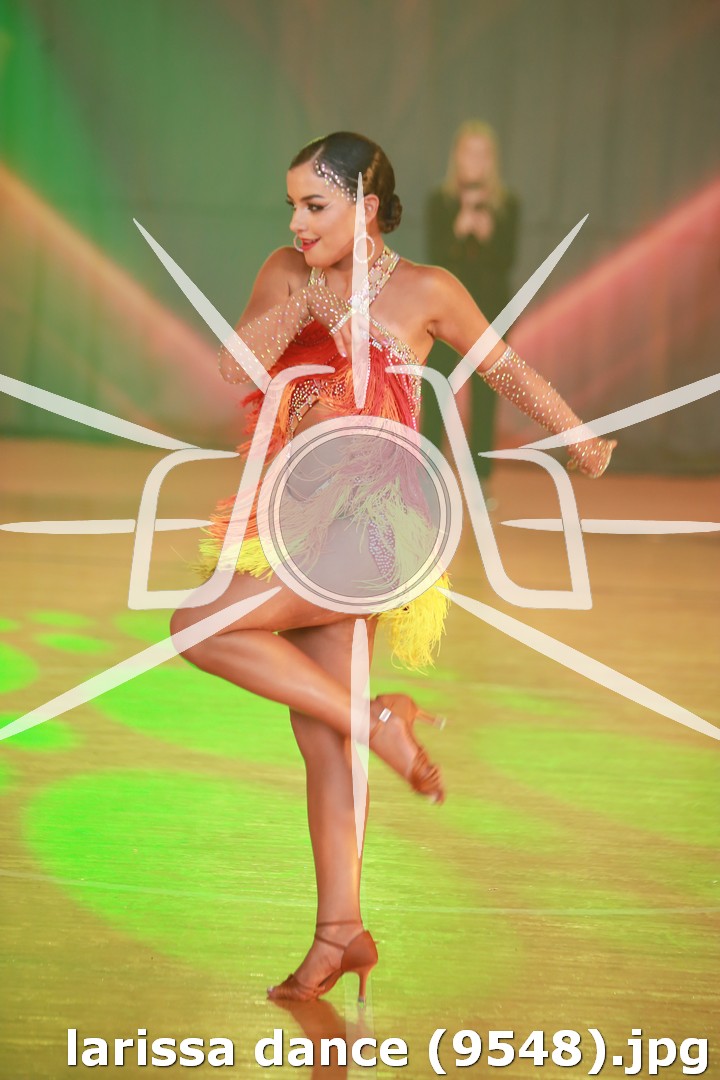 larissa dance (9548).jpg