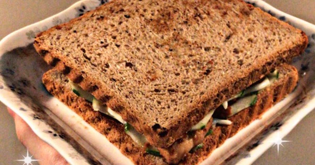 Bánh mỳ lúa mạch kẹp ức gà(sandwich ức gà)🌞